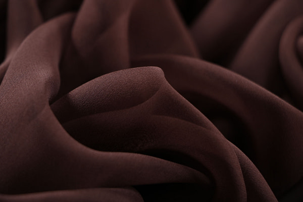 Dark brown chiffon fabric in pure silk | new tess