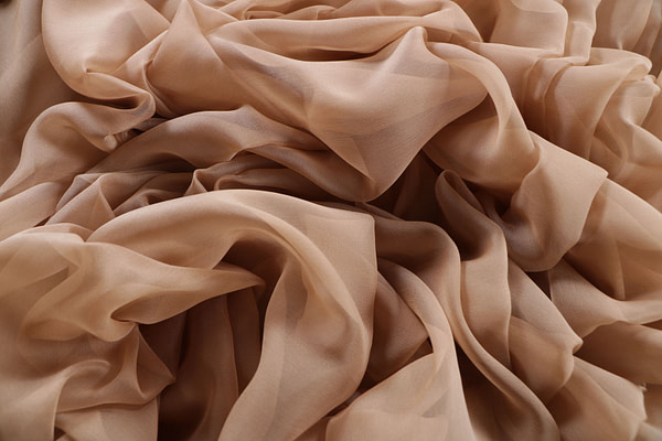 Honey brown chiffon fabric in pure silk | new tess