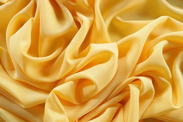 Tessuto Crepe De Chine Sorrento Primula per Abbigliamento