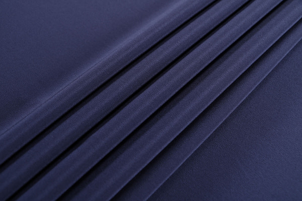 Tissu Couture Crêpe de Chine Bleu marine en Soie