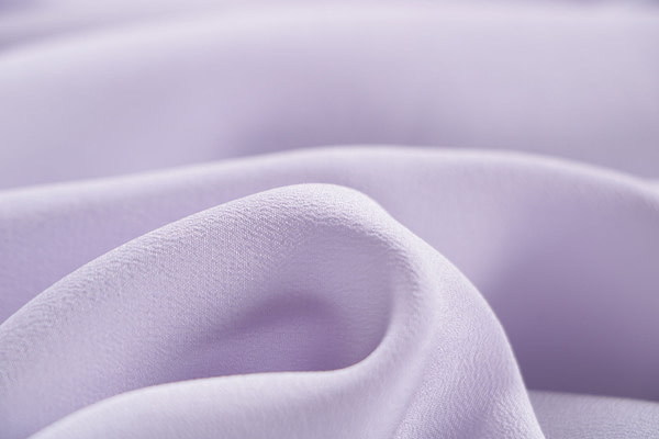 Light purple crêpe de chine fabric in pure silk | new tess
