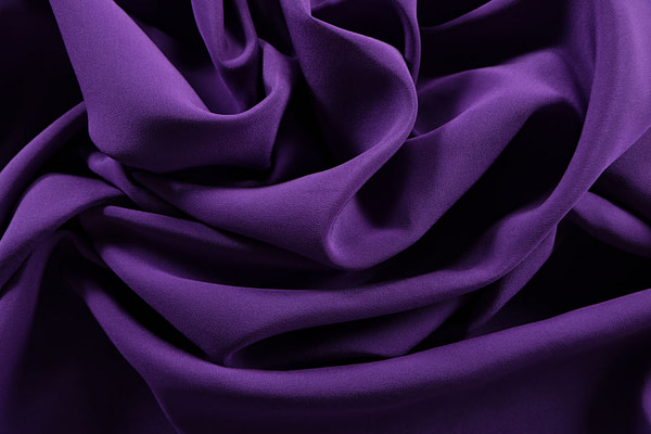 Amethyst purple crêpe de chine fabric in pure silk | new tess