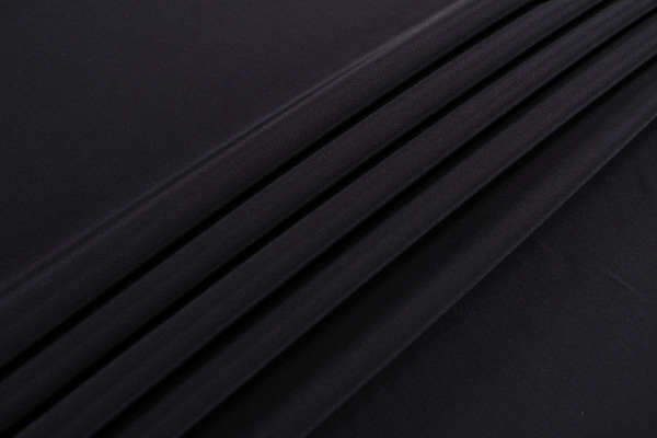 Tessuto Cady Nero di seta per abbigliamento