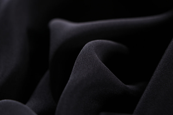 Black cady fabric in pure silk | new tess