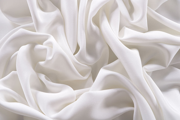 Ivory white cady fabric in pure silk | new tess
