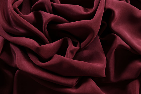 Tissu Couture Drap Violet bordeaux en Soie