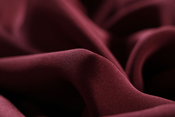 Tissu Couture Drap Violet bordeaux en Soie