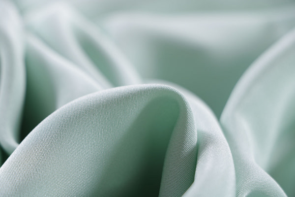 Tissu Couture Drap Vert chlorophylle en Soie