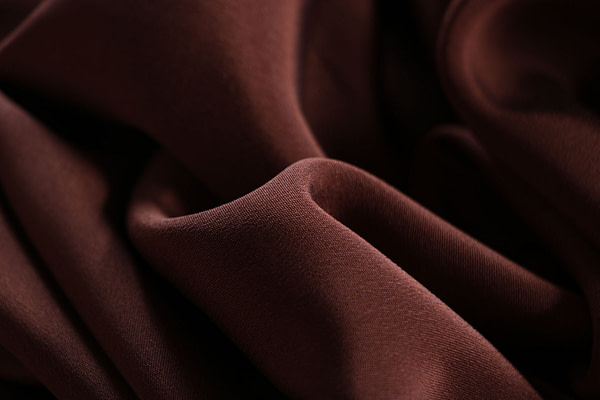 Tissu Couture Drap Marron noyer en Soie