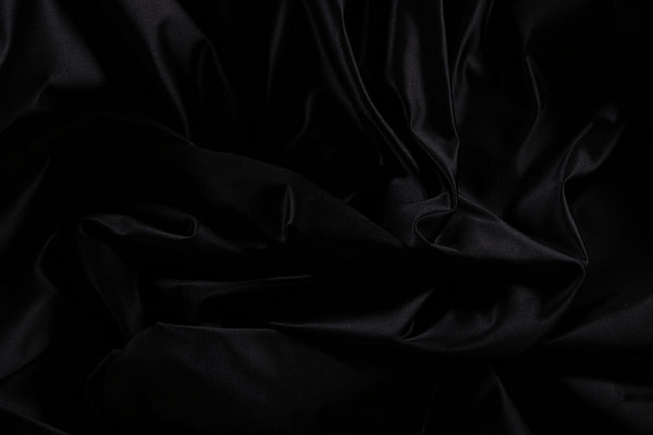 Black pure silk duchesse fabric | new tess