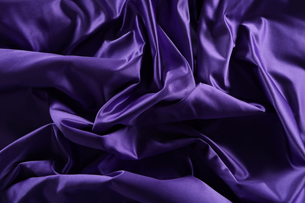 Tessuto Duchesse Iris per Abbigliamento