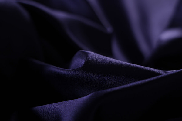 Tissu Couture Duchesse Bleu nuit en Soie