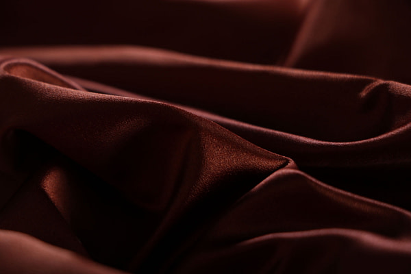 Burnt brown pure silk duchesse fabric | new tess