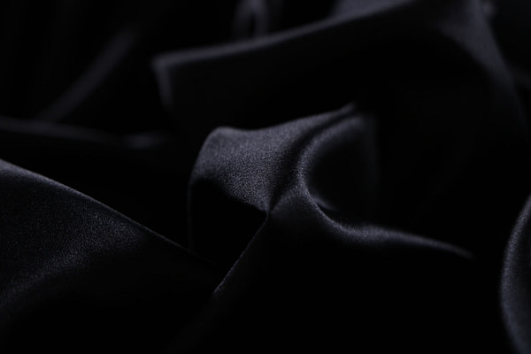 Ink blue pure silk duchesse fabric | new tess