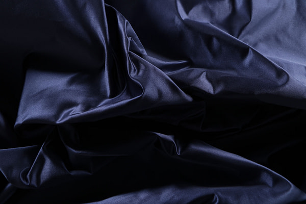 Tessuto Duchesse Cobalto per Abbigliamento