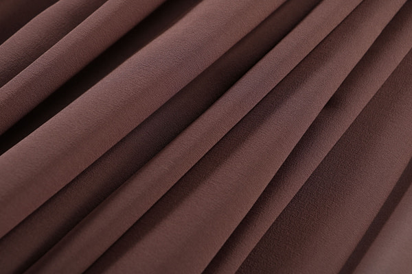 Tissu Couture Georgette Marron foncé en Soie