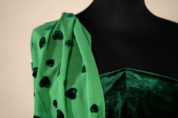 Laces-Embroidery Apparel Fabric TC000810