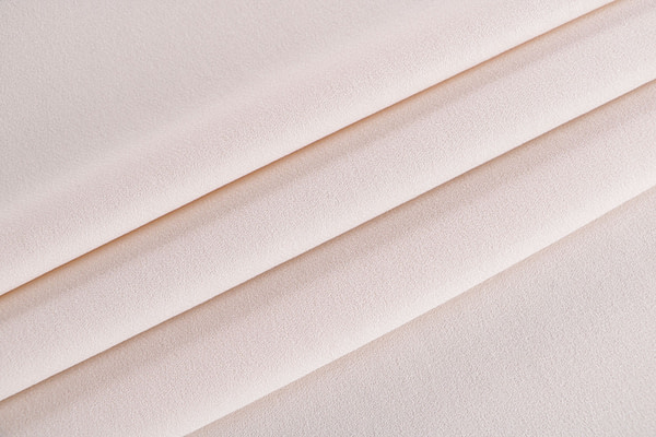 Milk white stretch wool fabric | new tess