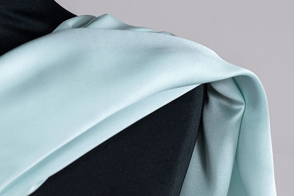Water blue crêpe back satin fabric in pure silk | new tess