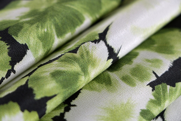 Flowers Print Apparel Fabric ST000675