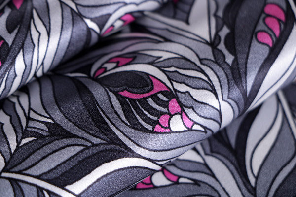 Geometric Print Apparel Fabric ST000790