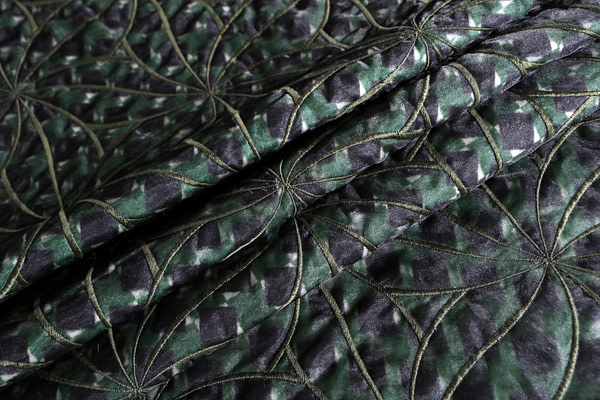 Geometric Print Apparel Fabric ST000949