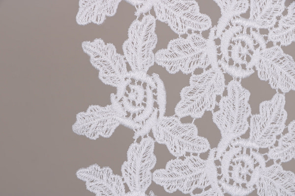 Flowers Laces-Embroidery Apparel Fabric TC001129