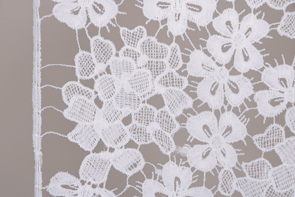 Flowers Laces-Embroidery Apparel Fabric TC001132