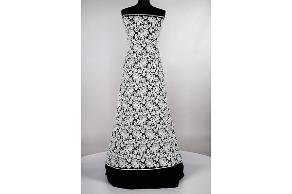 Flowers Laces-Embroidery Apparel Fabric TC001132