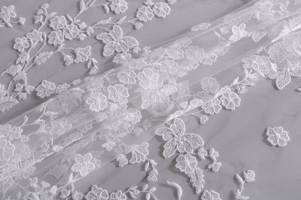 Laces-Embroidery Apparel Fabric TC001286