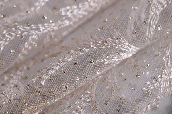 Laces-Embroidery Apparel Fabric TC001303