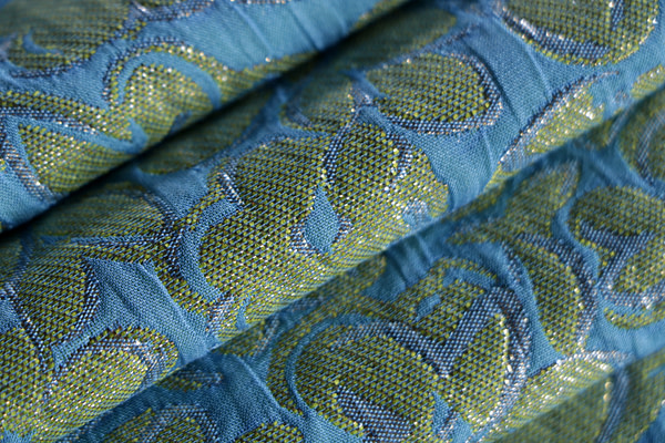 Abstract Jacquard Apparel Fabric UN001438
