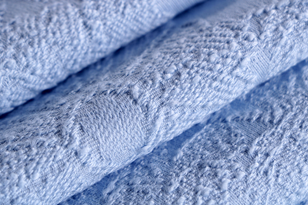 Jacquard Apparel Fabric UN001446