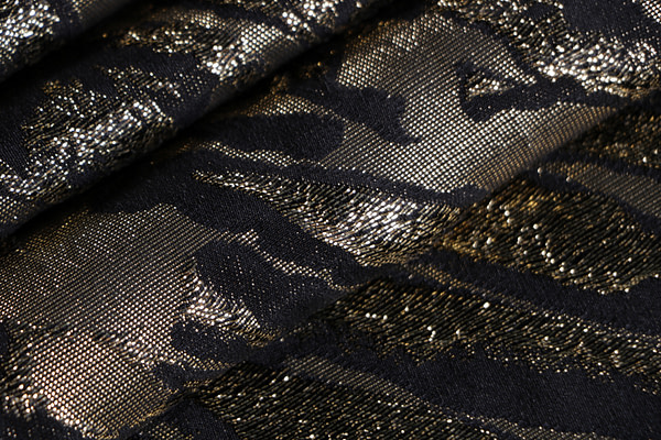 Jacquard Apparel Fabric UN001498