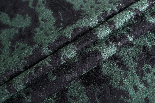 Abstract Jacquard Apparel Fabric UN001502
