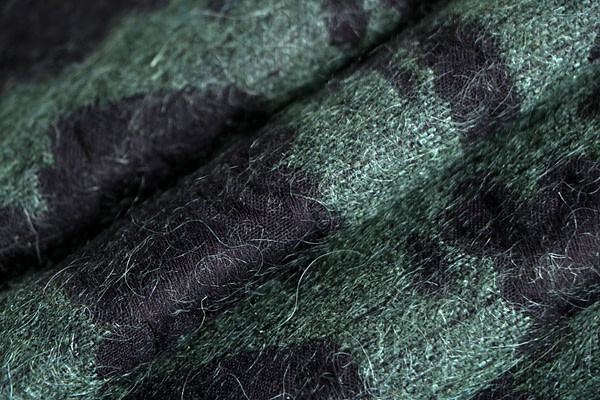 Abstract Jacquard Apparel Fabric UN001502