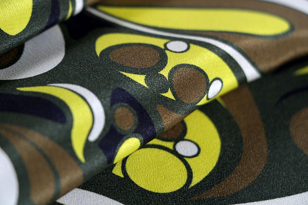 Geometric Print Apparel Fabric ST000541
