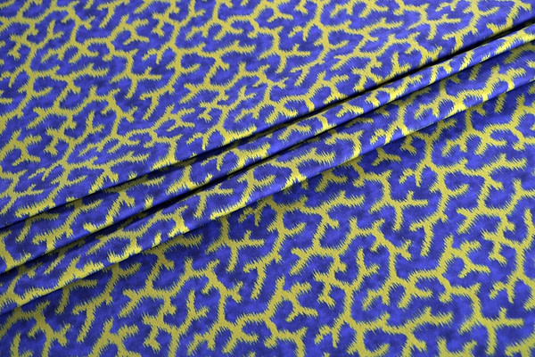 Abstract, Chiné Print Apparel Fabric ST000600