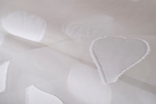 Tessuto Organza Jacquard Cuori TC000797 per Abbigliamento
