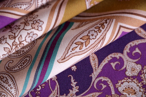 Tessuto Foulard Patchwork TC000886 per Abbigliamento