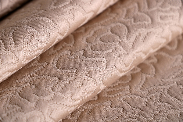 Flowers Jacquard Apparel Fabric UN001315