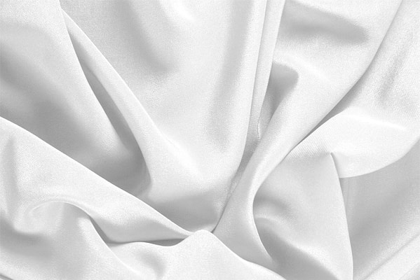 Tessuto Crepe de Chine Bianco Ottico in seta per abbigliamento