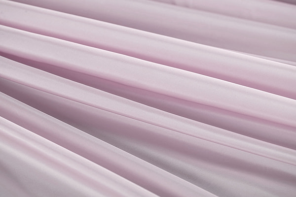 Quartz pink silk taffeta fabric | new tess