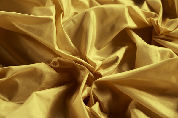 Tessuto Taffetas Gold per Abbigliamento