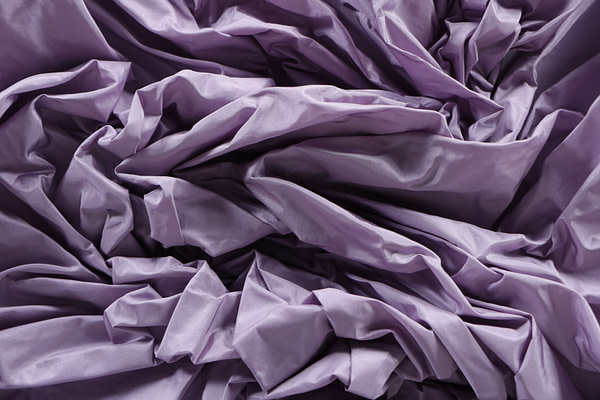 Wisteria purple taffeta fabric in pure silk | new tess