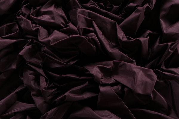 Rouge Noir purple taffeta fabric in pure silk | new tess