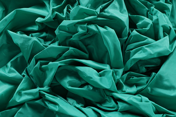 Green green taffeta fabric in pure silk | new tess