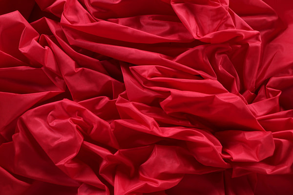 Fire red taffeta fabric in pure silk | new tess