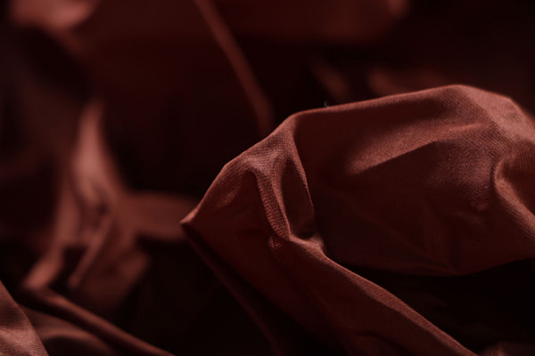 Burnt brown taffeta fabric in pure silk | new tess