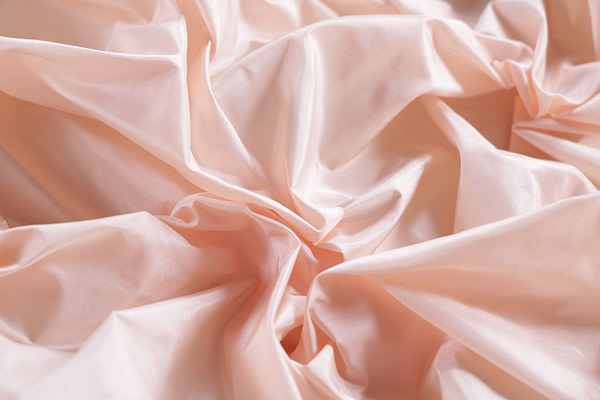 Tissu Couture Taffetas Rose poudre en Soie